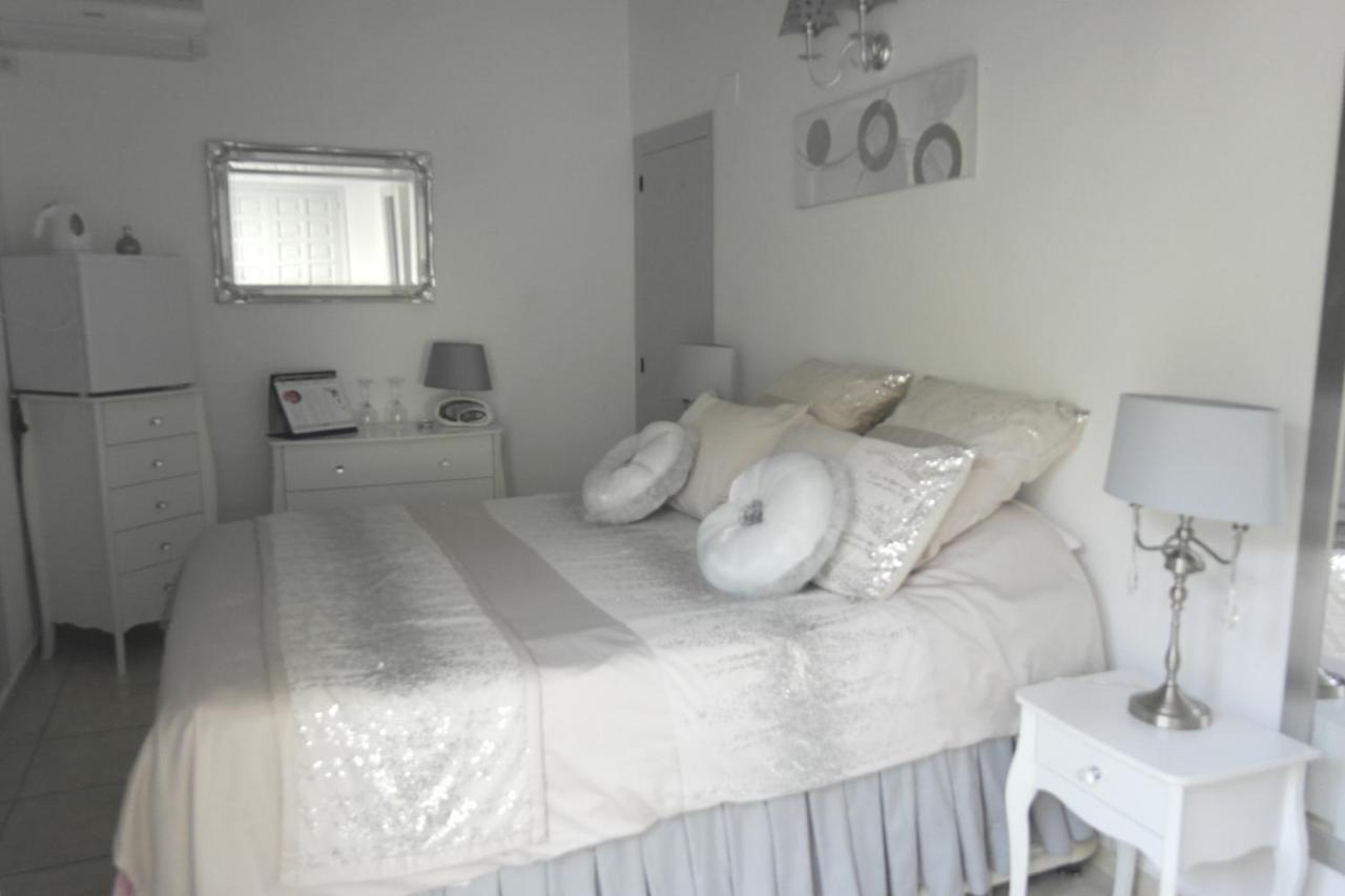Treasurita Guest House Moraira Esterno foto